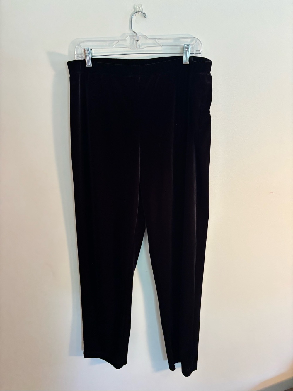 Chicos Traveler’s Black Velveteen Black Sleeveless Top & Pants Set - Picture 7 of 9